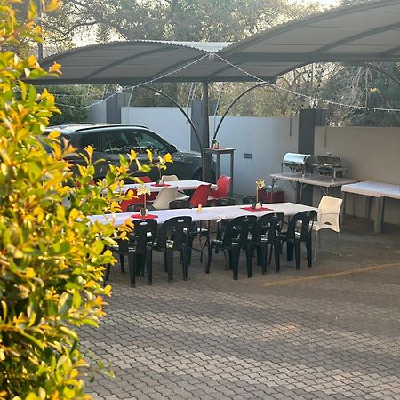 Aqua Stone Guest House Mbombela Exterior foto