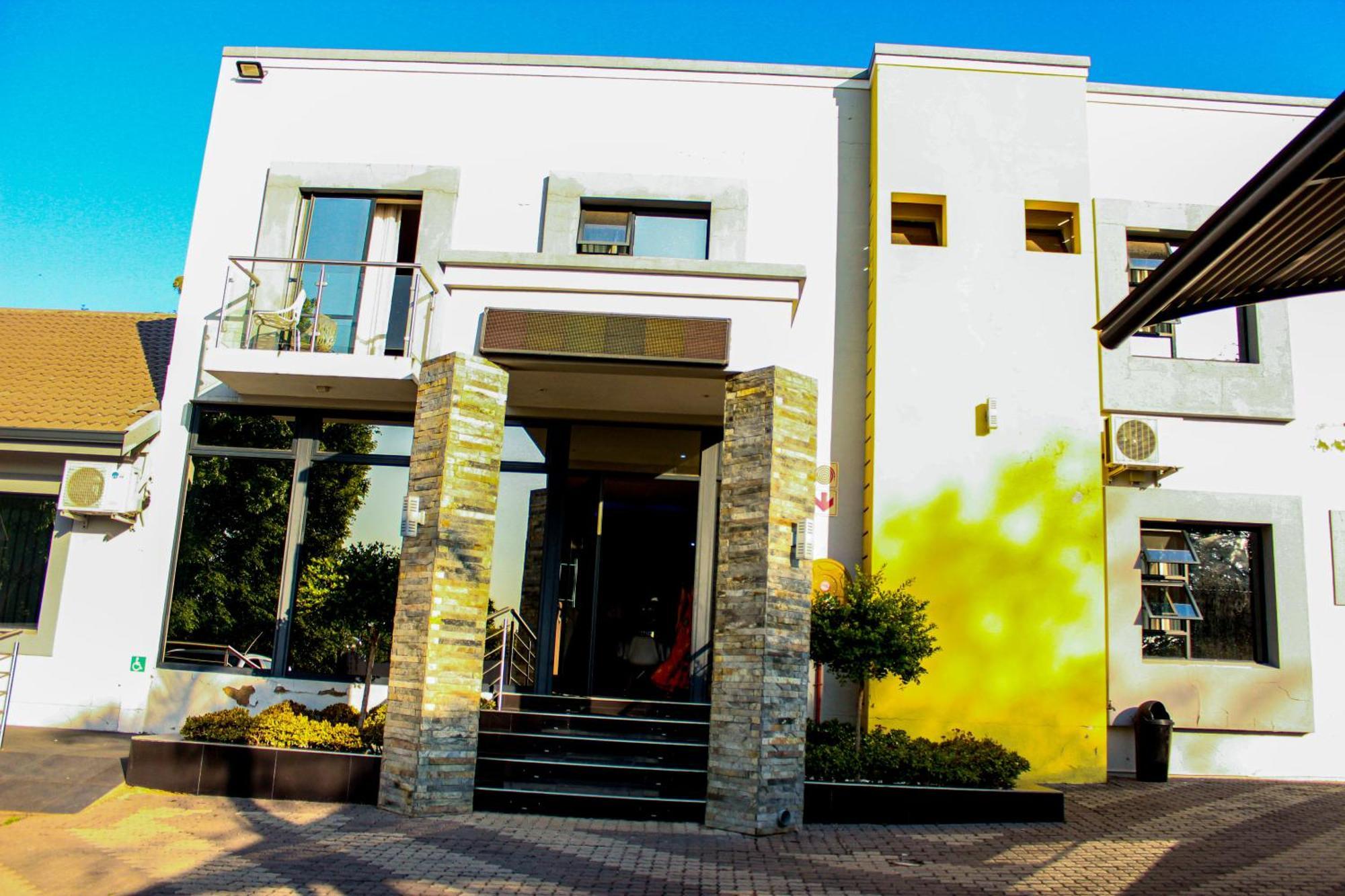 Aqua Stone Guest House Mbombela Exterior foto